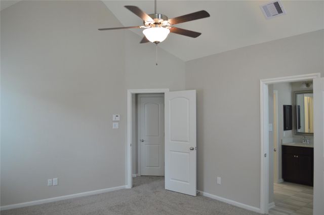 28043 Rocky Heights Dr, Spring, TX 77386