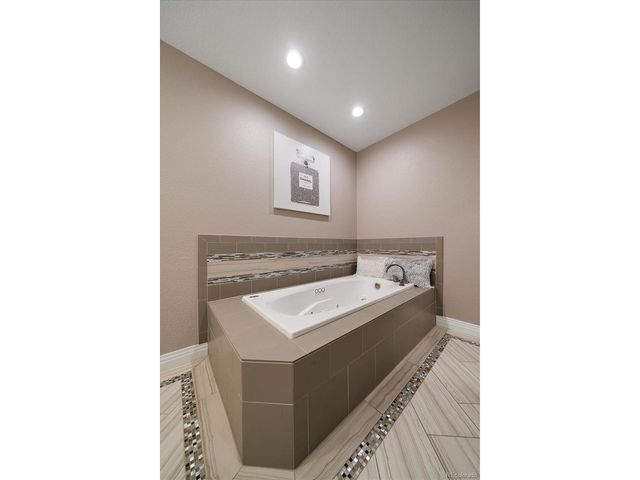 130 S Monroe St, Denver, CO 80209