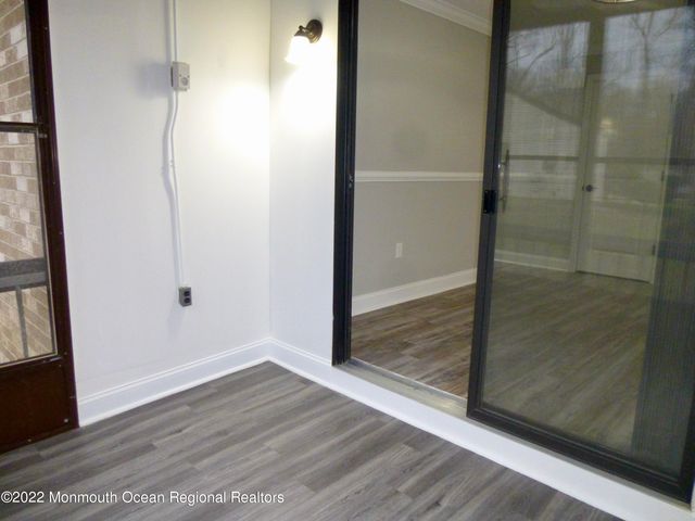 127A Amberly Drive, Manalapan, NJ 07726