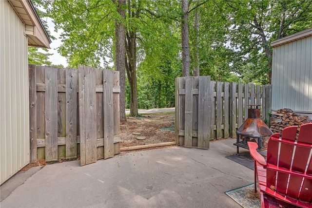 19 Mellor Lane, Bella Vista, AR 72715