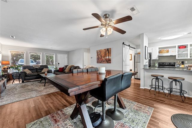 19 Mellor Lane, Bella Vista, AR 72715