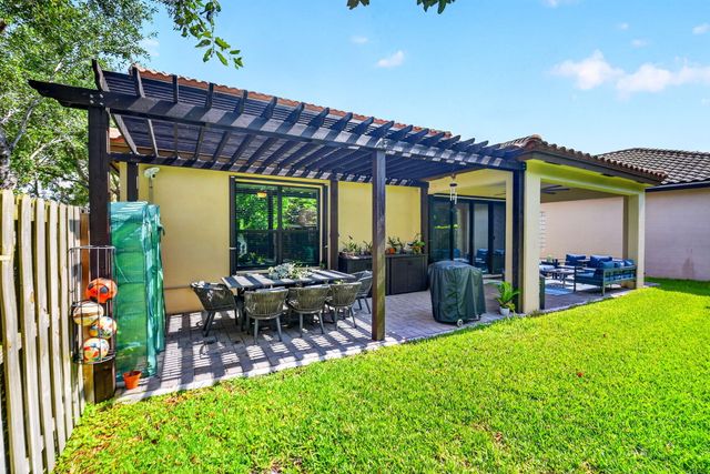 9062 Gulf Cove Drive, Wellington, FL 33467
