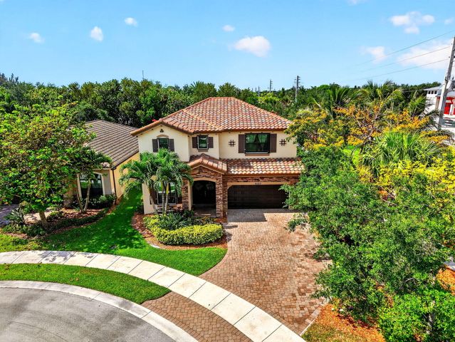 9062 Gulf Cove Drive, Wellington, FL 33467