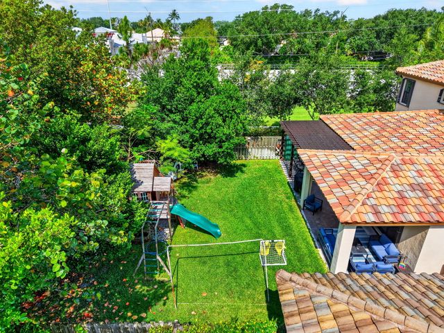 9062 Gulf Cove Drive, Wellington, FL 33467