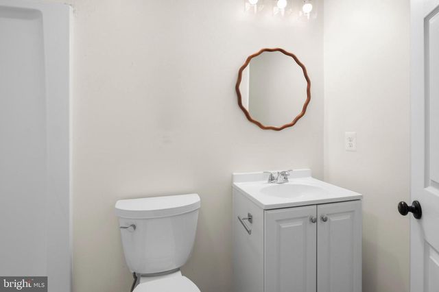 35 CITY GATE LN, Annapolis, MD 21401