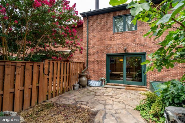 35 CITY GATE LN, Annapolis, MD 21401