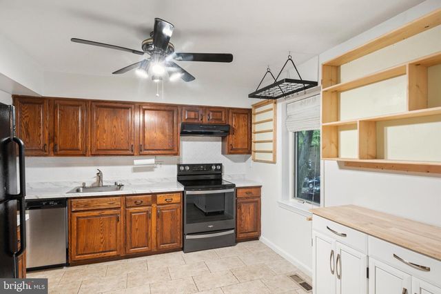 35 CITY GATE LN, Annapolis, MD 21401
