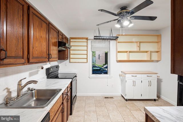 35 CITY GATE LN, Annapolis, MD 21401
