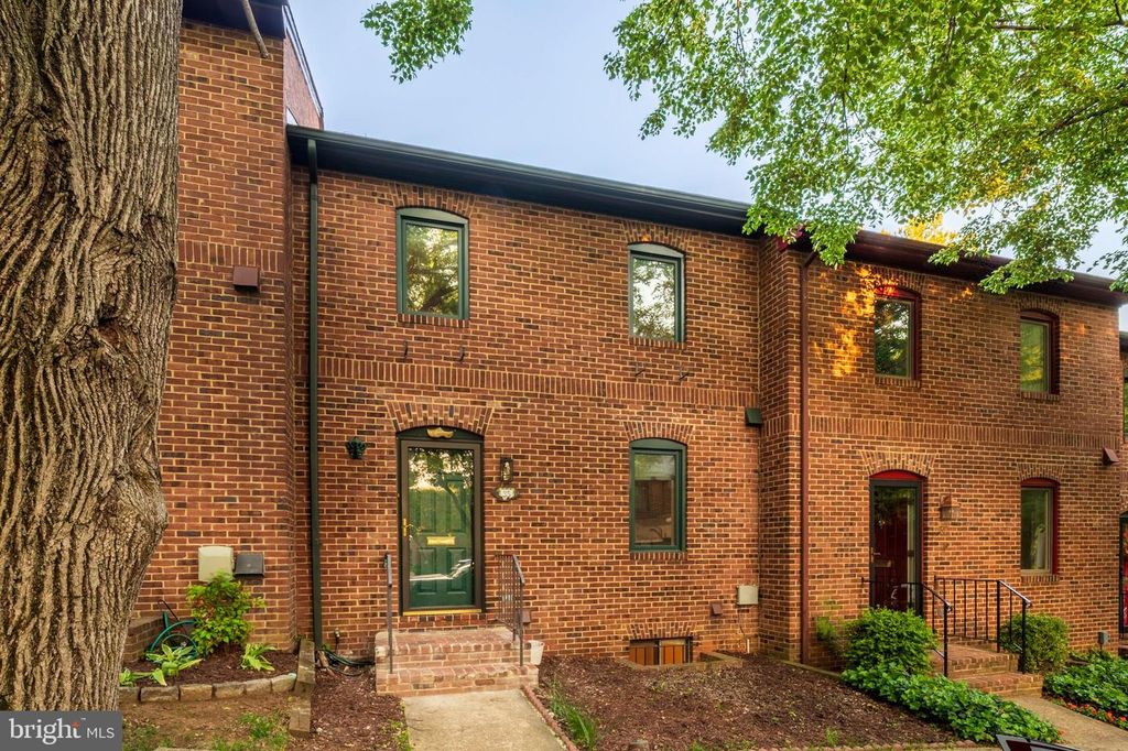 35 CITY GATE LN, Annapolis, MD 21401