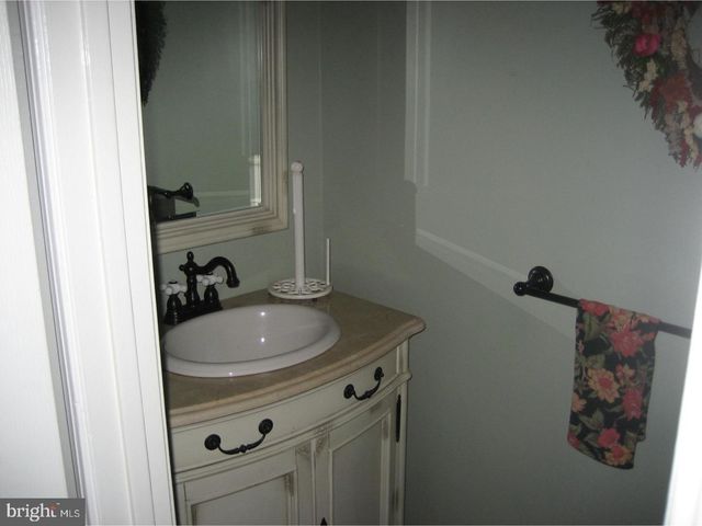 45 WINSTON CT, Blue Bell, PA 19422