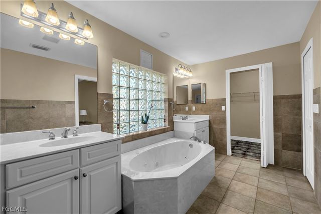 2804 SW 29th PL, Cape Coral, FL 33914