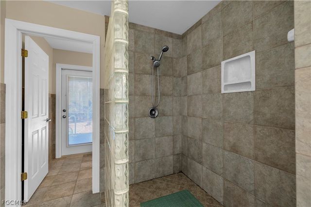 2804 SW 29th PL, Cape Coral, FL 33914