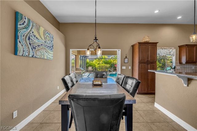 2804 SW 29th PL, Cape Coral, FL 33914