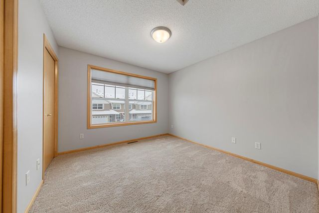 1556 Independence Drive 202, Northfield, MN 55057