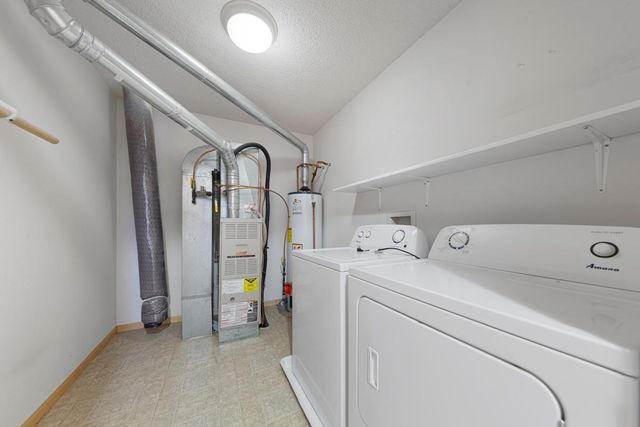 1556 Independence Drive 202, Northfield, MN 55057