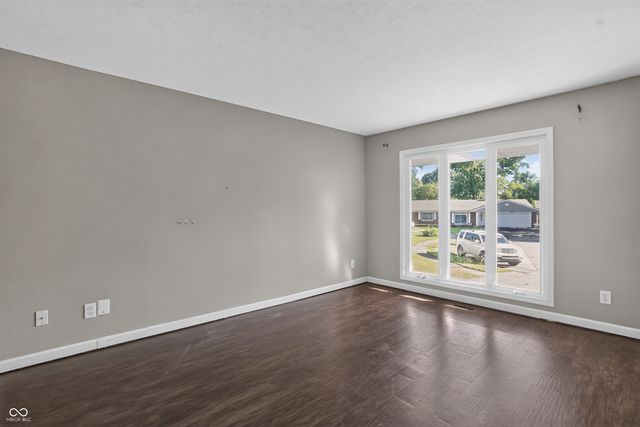 8737 Montery Court, Indianapolis, IN 46226