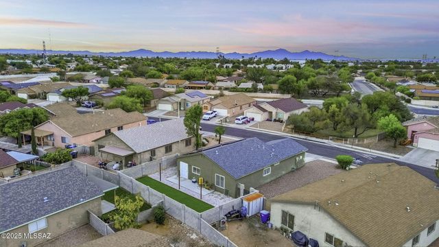 2671 E Paseo La Tierra Buena, Tucson, AZ 85706