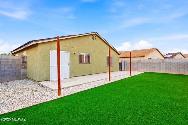 2671 E Paseo La Tierra Buena, Tucson, AZ 85706