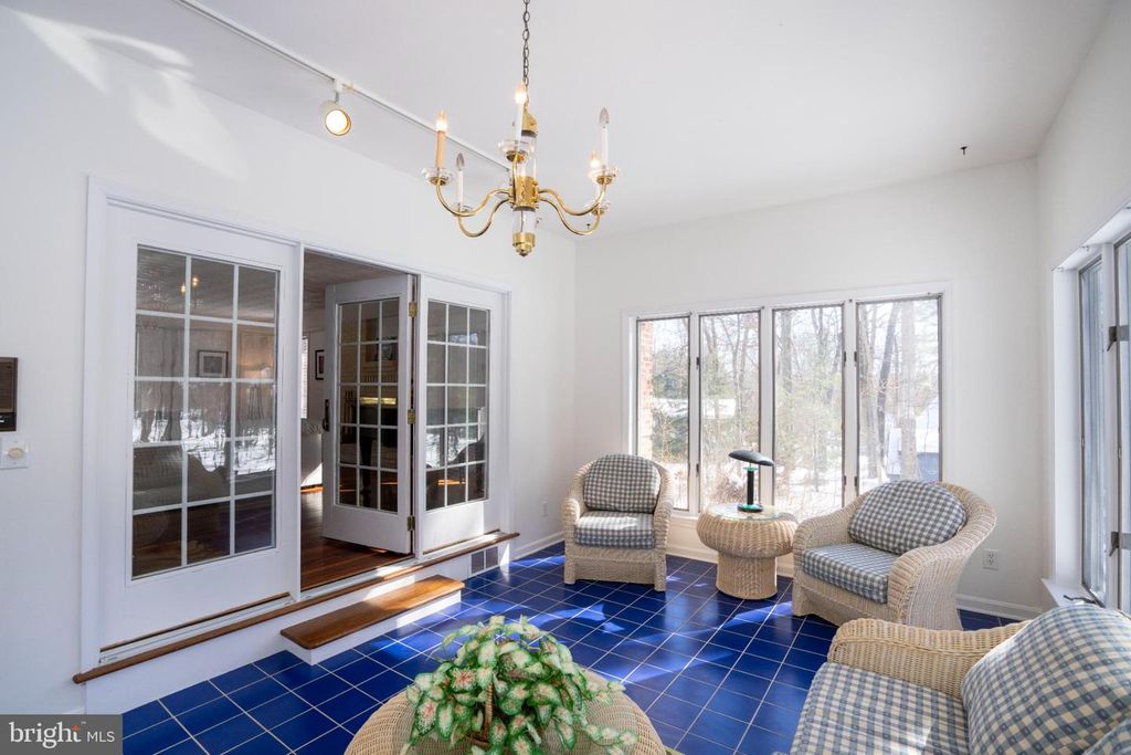 Image 13 of property listing at 1307 DEERFIELD DR, State College, PA 16803