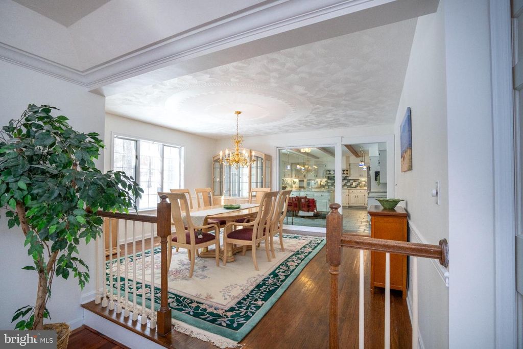 Image 15 of property listing at 1307 DEERFIELD DR, State College, PA 16803