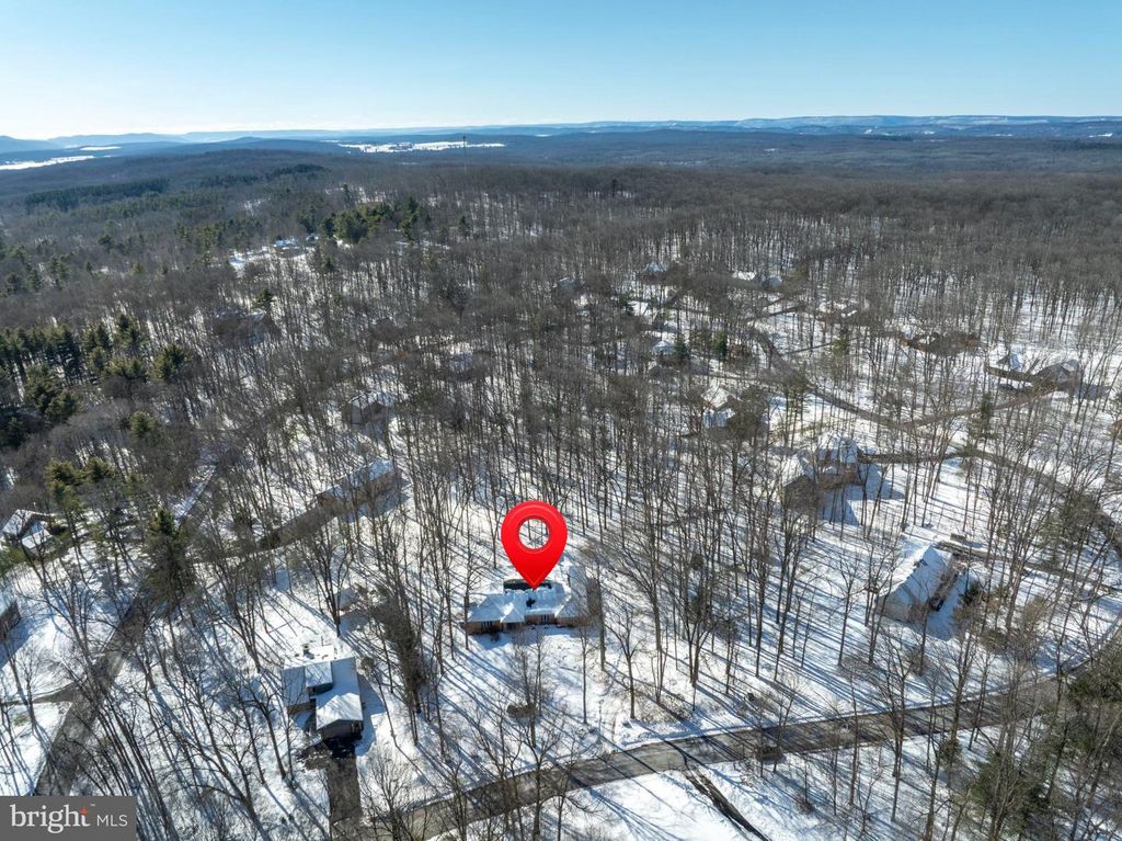 Image 79 of property listing at 1307 DEERFIELD DR, State College, PA 16803