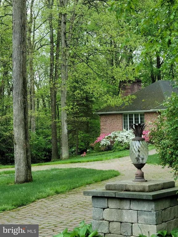 Image 94 of property listing at 1307 DEERFIELD DR, State College, PA 16803