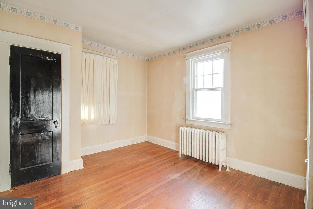 408 N ROCK GLEN RD, Baltimore, MD 21229