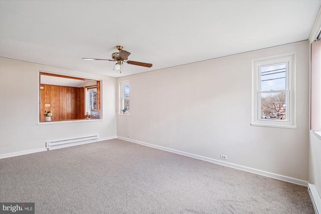 Image 13 of property listing at 56-A CRESCENT RD, Greenbelt, MD 20770