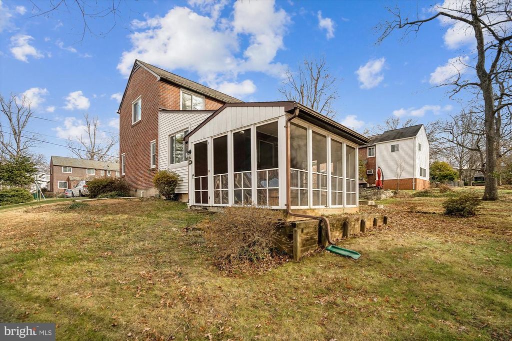 Image 35 of property listing at 56-A CRESCENT RD, Greenbelt, MD 20770
