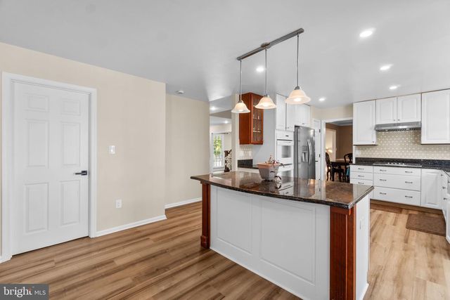 7803 BREAKSTONE CT, Ellicott City, MD 21043