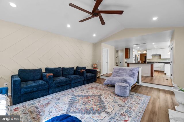 7803 BREAKSTONE CT, Ellicott City, MD 21043