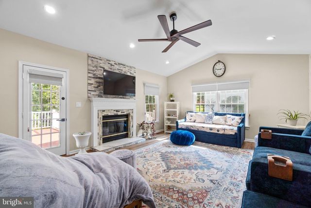 7803 BREAKSTONE CT, Ellicott City, MD 21043