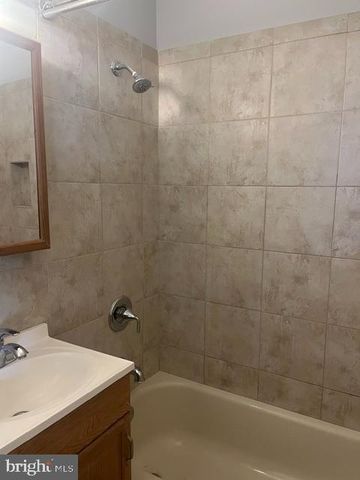 7506 NEW HAMPSHIRE AVE, Takoma Park, MD 20912
