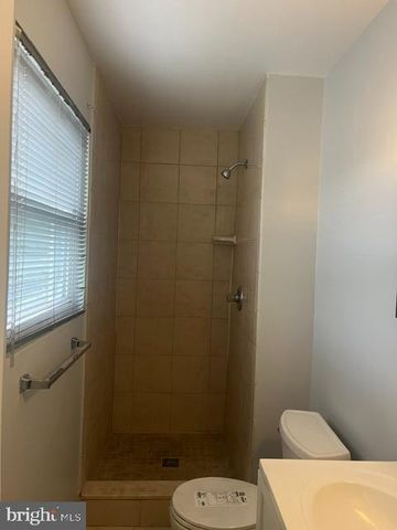 7506 NEW HAMPSHIRE AVE, Takoma Park, MD 20912