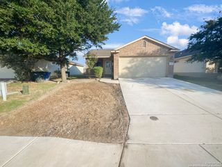 611 Tom Kemp, New Braunfels, TX 78130