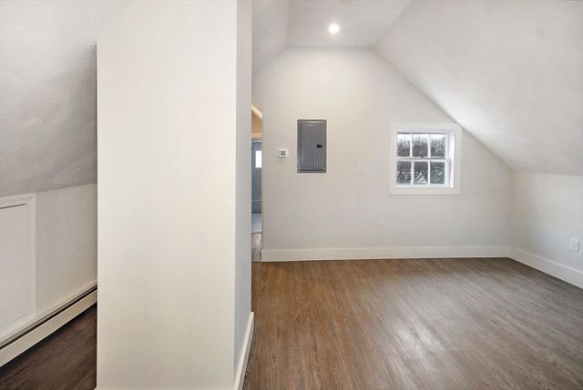 238 Commonwealth Ave 3, Concord, MA 01742