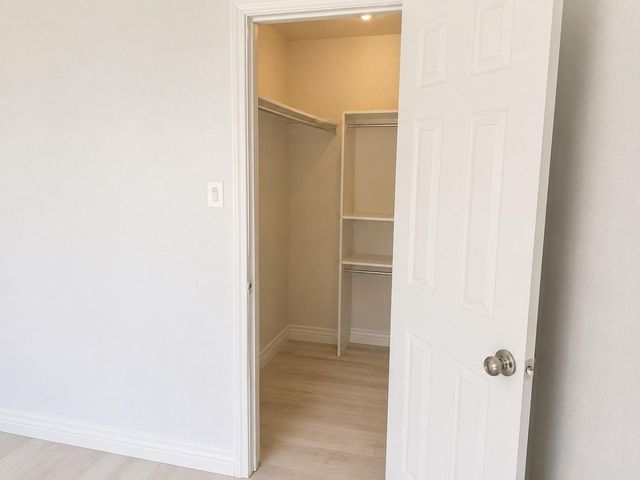 8259 Sands Point Drive 168, Houston, TX 77036