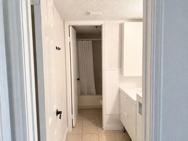 8259 Sands Point Drive 168, Houston, TX 77036