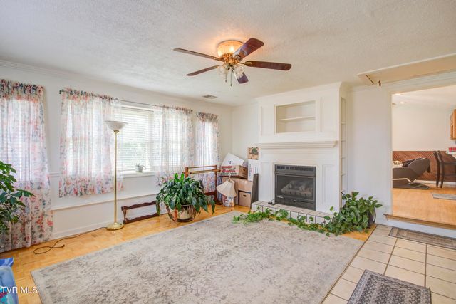 1399 Broad Street, Elizabethton, TN 37643