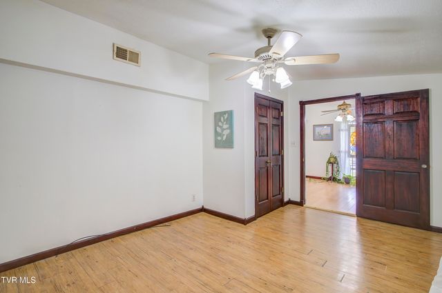 1399 Broad Street, Elizabethton, TN 37643