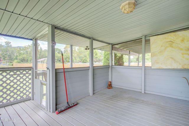 1399 Broad Street, Elizabethton, TN 37643
