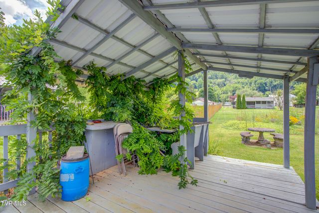 1399 Broad Street, Elizabethton, TN 37643