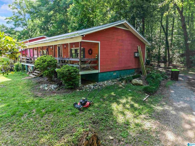 155 W CURTIS ROAD, Sylacauga, AL 35150