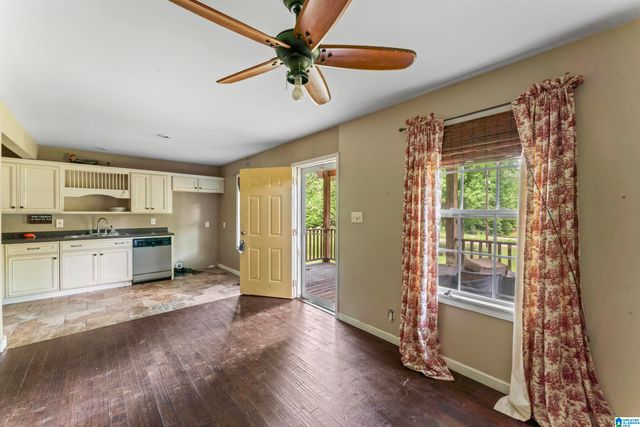 155 W CURTIS ROAD, Sylacauga, AL 35150