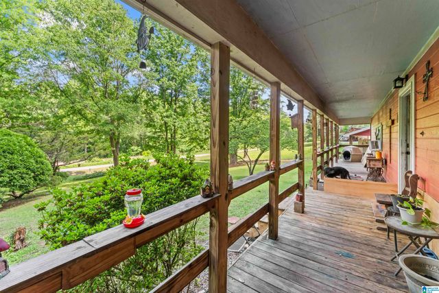 155 W CURTIS ROAD, Sylacauga, AL 35150