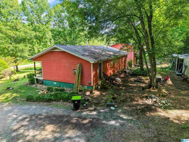 155 W CURTIS ROAD, Sylacauga, AL 35150