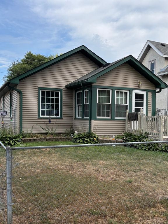 3854 Colfax Avenue N, Minneapolis, MN 55412
