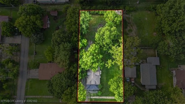 603 E Avenue B, Heavener, OK 74937