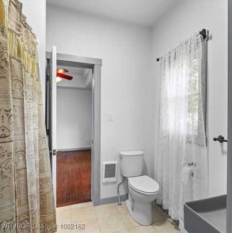 603 E Avenue B, Heavener, OK 74937