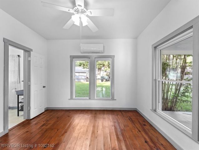 603 E Avenue B, Heavener, OK 74937